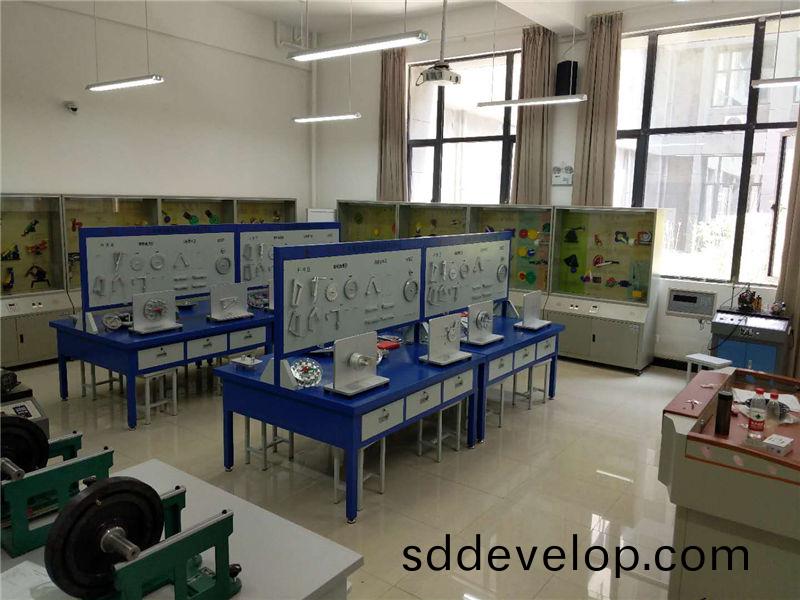 機械原(yuan)理(li)與(yu)機(ji)械(xie)設計(ji)實訓(xun)室