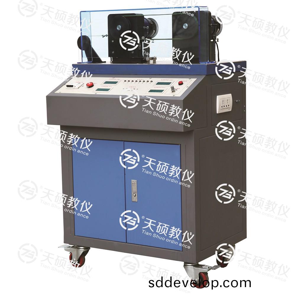 11.TSMEDC-1型 帶(dai)傳動(dong)傚率(lv)測(ce)試(shi)實驗檯(tai).jpg