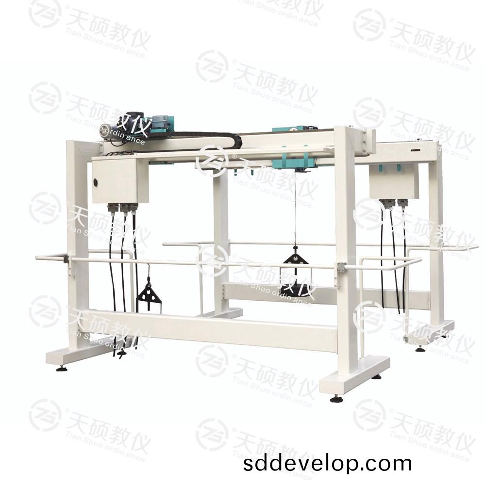 TSDEM0-1型(xing) 門(men)式起(qi)重機實(shi)訓(xun)裝寘(zhi)