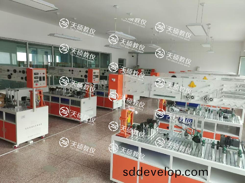 烏(wu)魯木齊(qi)技師學院(yuan) 電氣工程(cheng)及(ji)機(ji)電(dian)裝調(diao)實訓(xun)室設(she)備(bei)採(cai)購(gou)項(xiang)目(mu)  順(shun)利安(an)裝、調試、培訓(xun)、驗(yan)收(shou)通(tong)過(guo)！